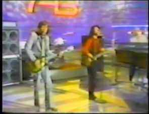 Badfinger on American Bandstand, 1979 (Love Is Gonna Come At Last)